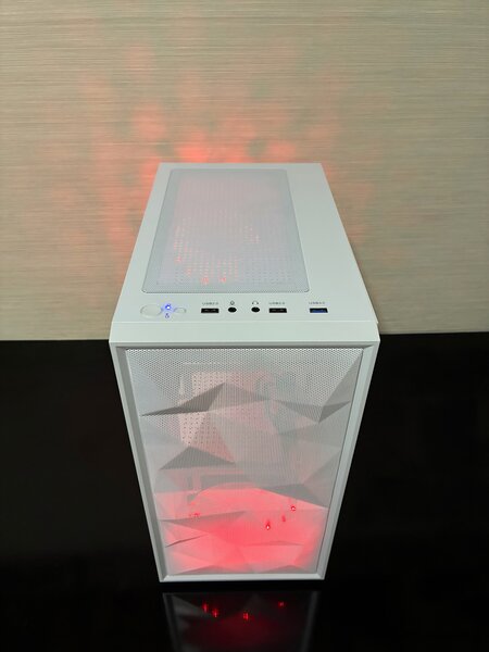 PC Gaming Bueno Elite V4 Ryzen 5 3400G, 16 gb RAM DDR4 , SSD 128 GB+HDD 1 T